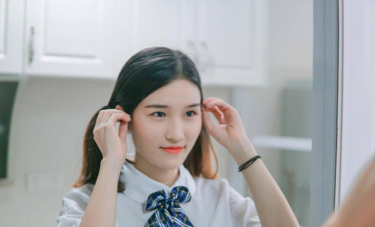 不要再称呼美女了,现在的女人喜欢这4种称呼_大妹子_姐姐_丫头