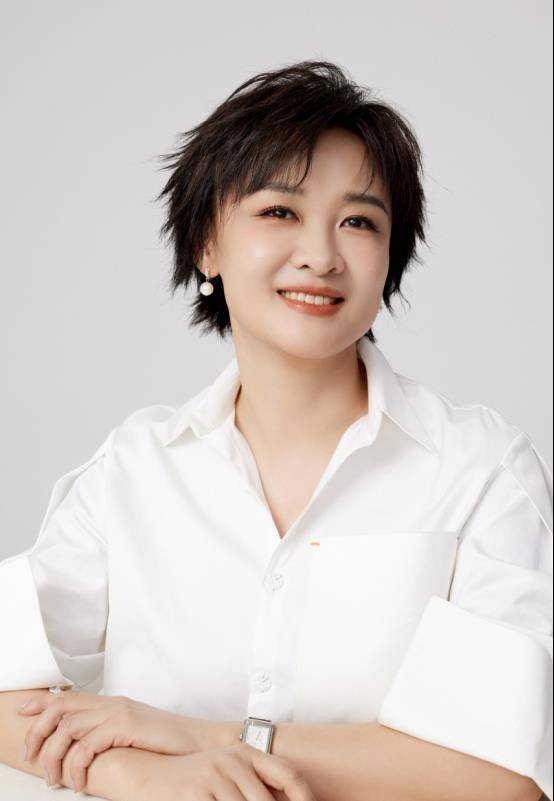 前央视主持人李小萌全球首档大型女性友好演讲即将开启_成长_故事