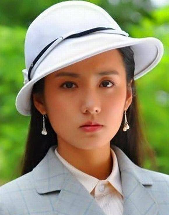 圈内最干净女星,出道15年无绯闻,低调嫁富豪今成人生赢家_吕一_本人