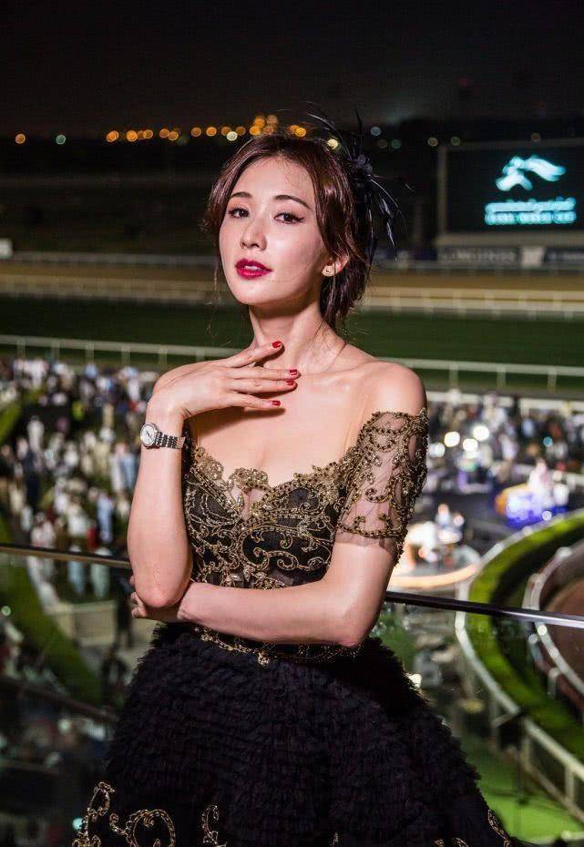 马天宇,郑元畅,许魏洲,金晨,乔欣等圈内好友发文祝福外,作为林志玲前