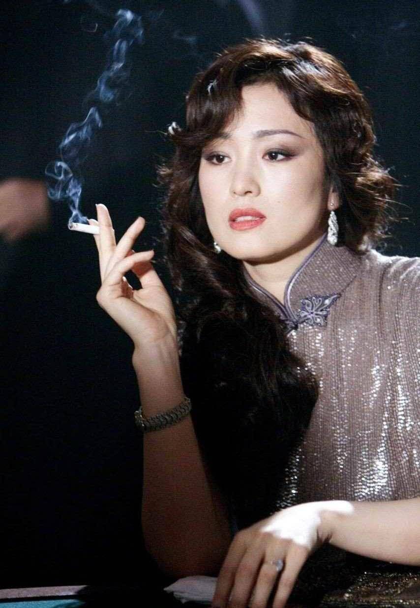 55岁巩俐太自信!