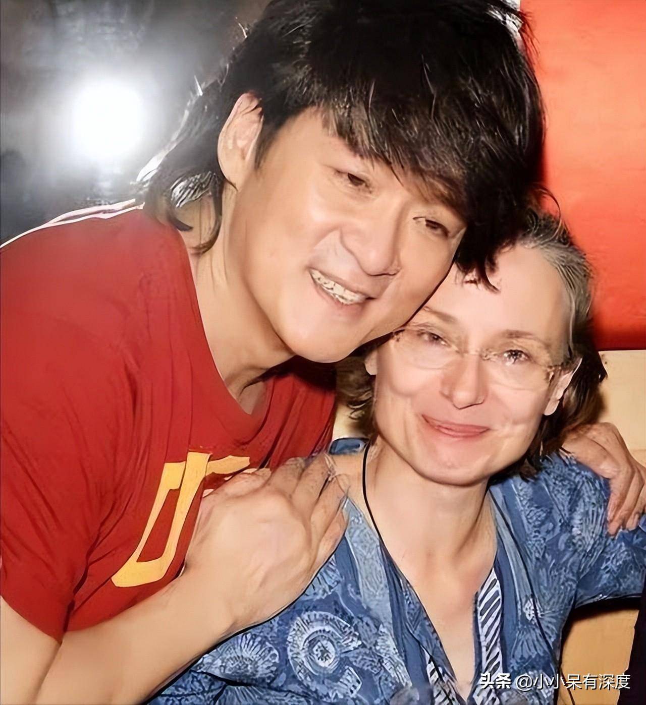 周厚恩的颜值曝光,比他混血儿子强多了_周厚安_网友_音乐