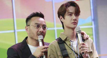 和王一博热聊不停,女主持插话瞬间变脸_梁田_天天兄弟_自然