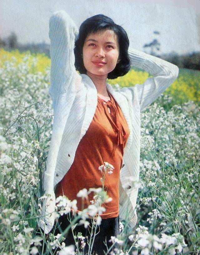 80年代女演员最美照片合集,谁是你心中最美女神?_代表作_电影_电视剧