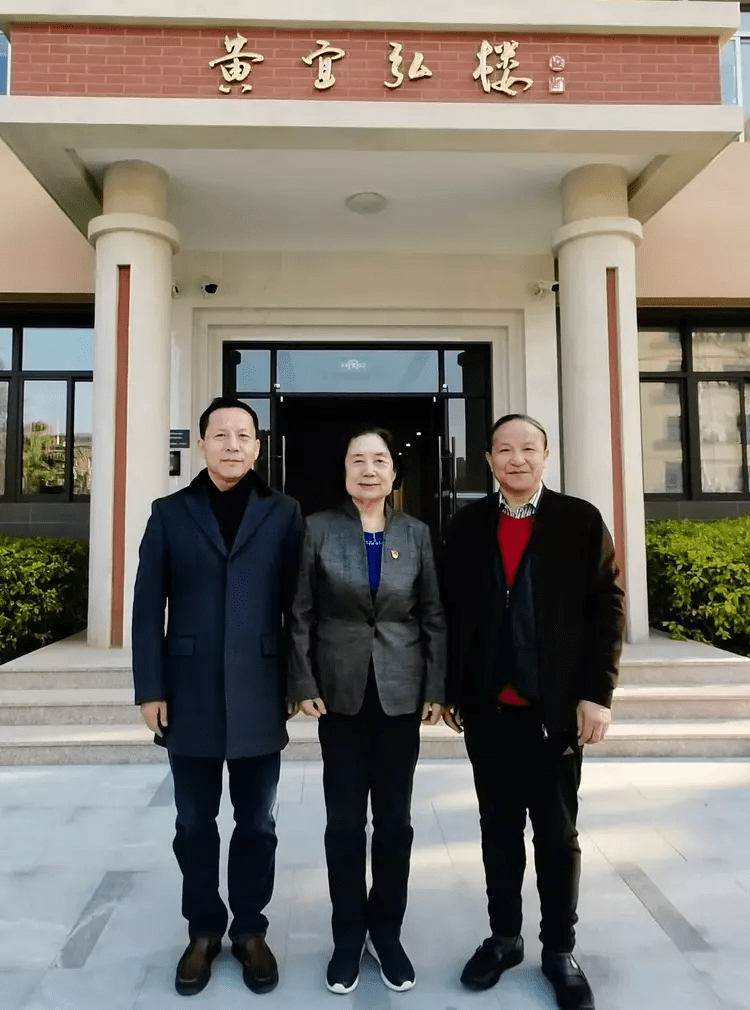 黄河科技学院董事长胡大白一行到厦门大学教育研究院交流_潘懋元_先生