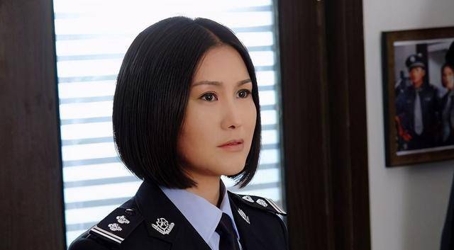 《重案六组》警花王茜,68岁男子突然离世,她为爱坚守至今单身_徐庆东