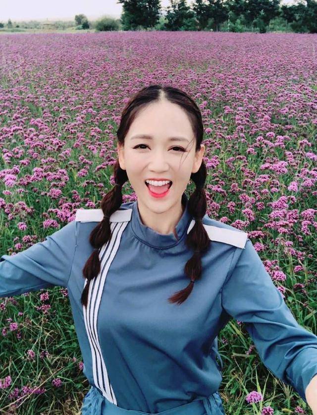 本以为35岁应采儿扎麻花辫够嫩了,可看到39岁陈乔恩,我沉默了_造型