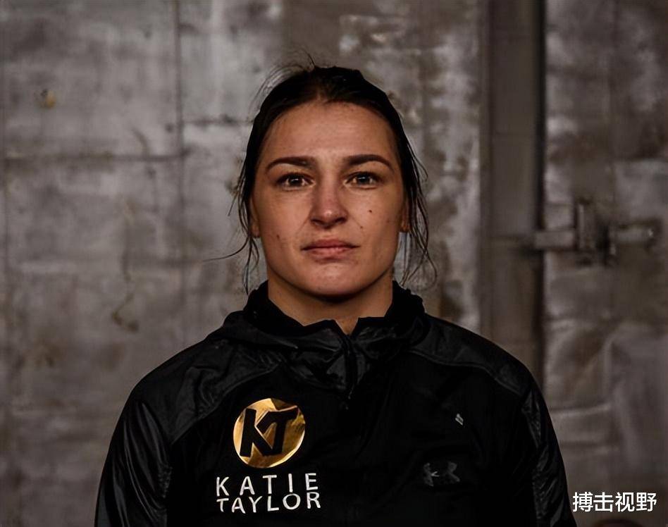目前,爱尔兰的凯蒂·泰勒(katietaylor)是轻量级大师,wba,wbo,ibf,wbc