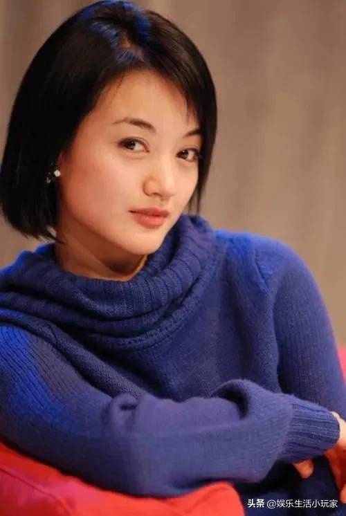 演员朱杰江南美女,柔情似水,低调谦和,一双明亮的大眼睛,好像会