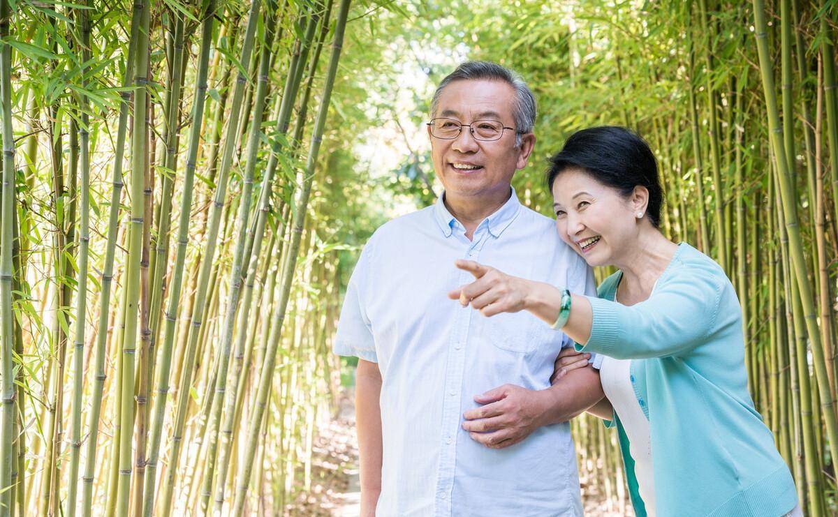 我存款100万退休金7千,不请保姆只雇女婿来养老,这才终于享福了_搜狐网