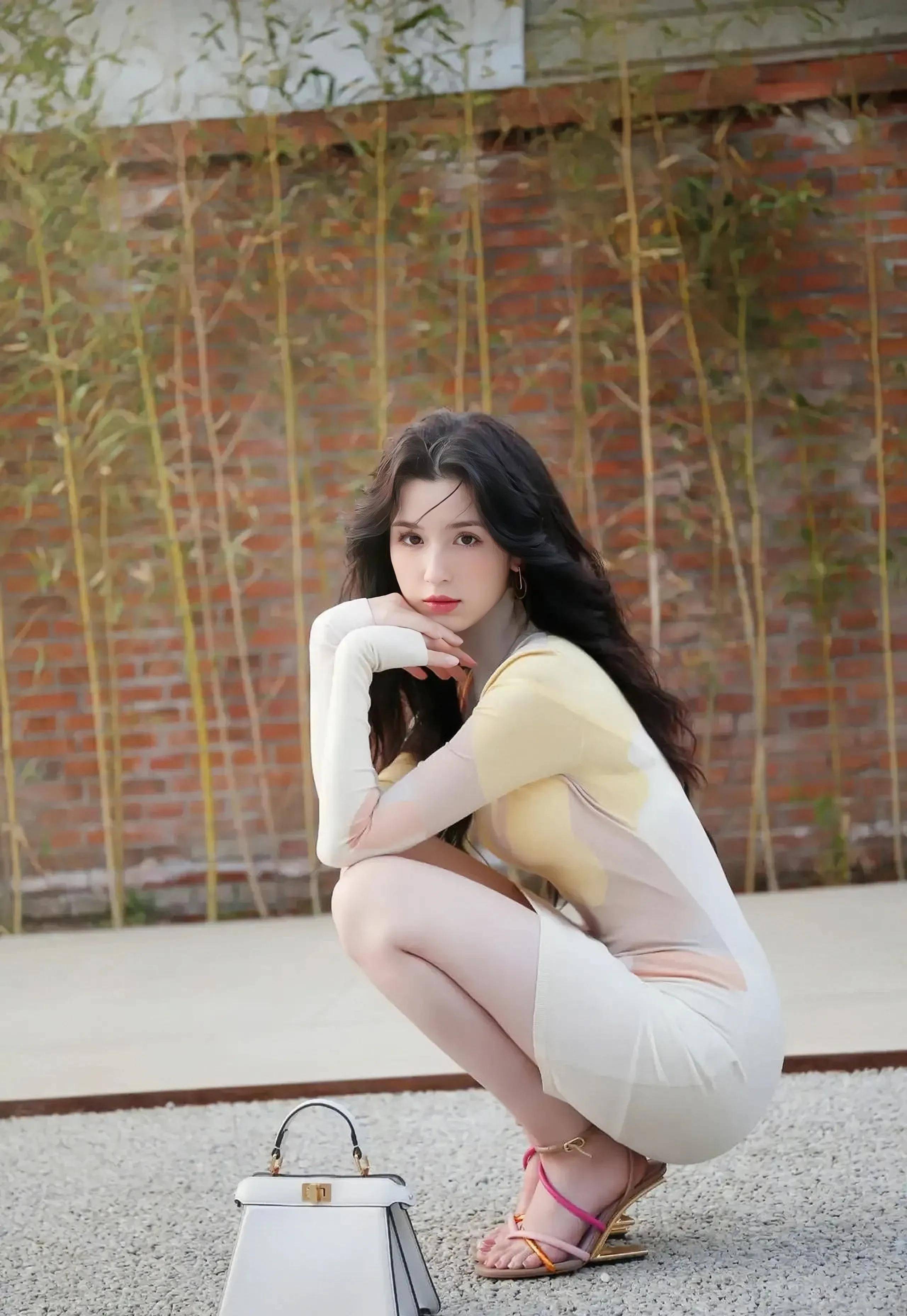 对比新疆5大90后"女神级"明星,才明白迪丽热巴颜值应