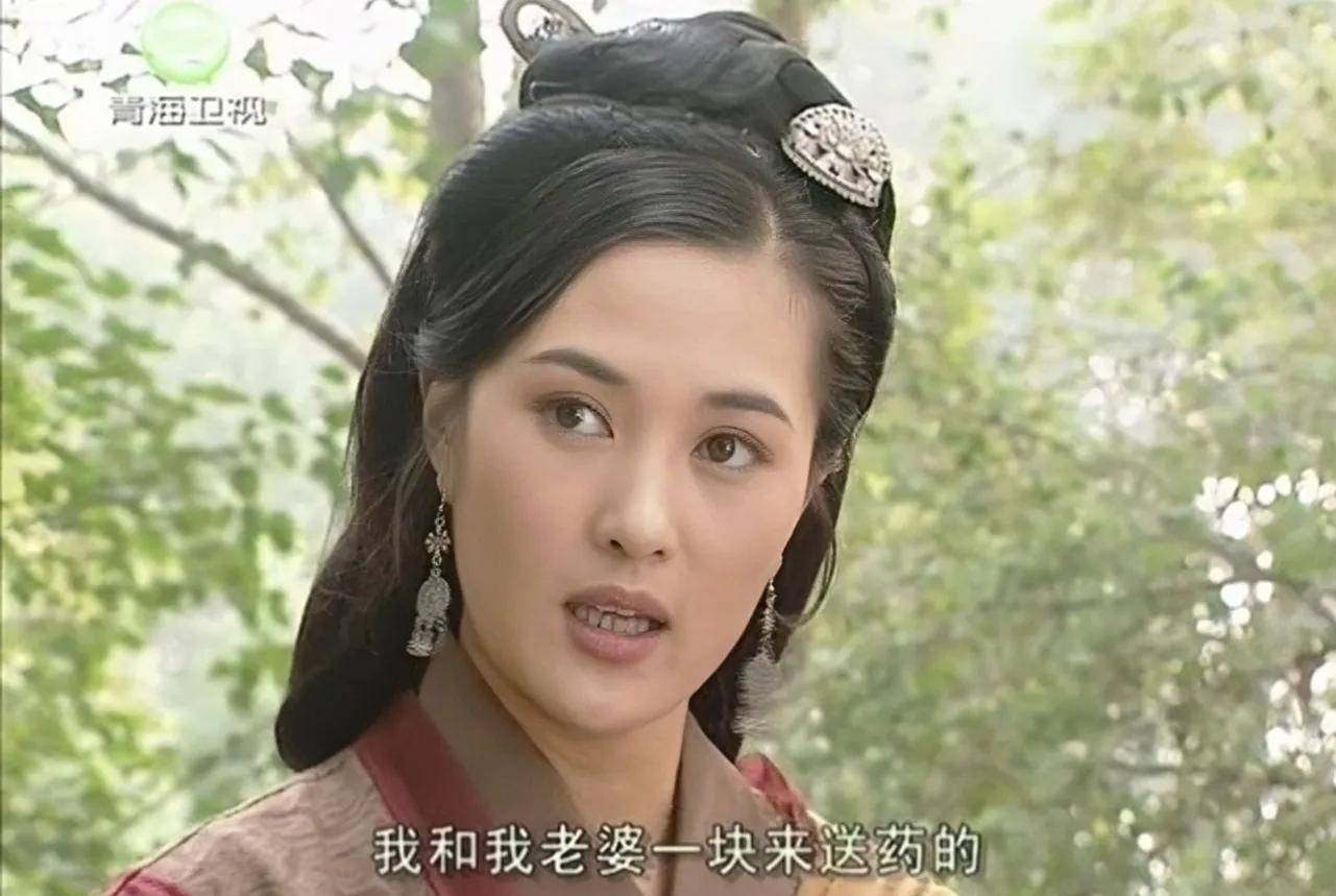 一部《聊斋先生》聚集众多女星,胡静牛莉绝美造型更是招人稀罕_剧中