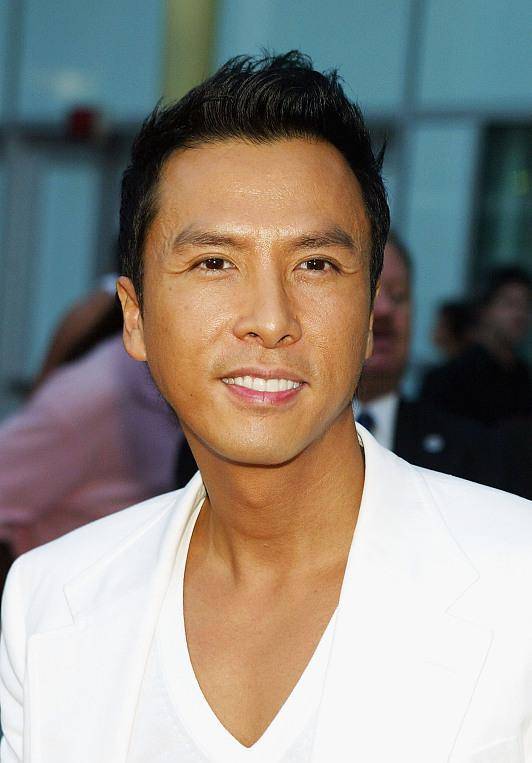 甄子丹谈戒烟,最落魄时街头晕倒,烟也在那时戒掉了_时医生_事业_身体