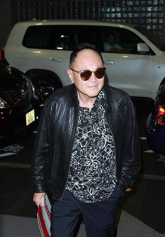 他比陈冠希还厉害,一生未娶,女友无数,被称为"香港第一玩家"_赵世曾