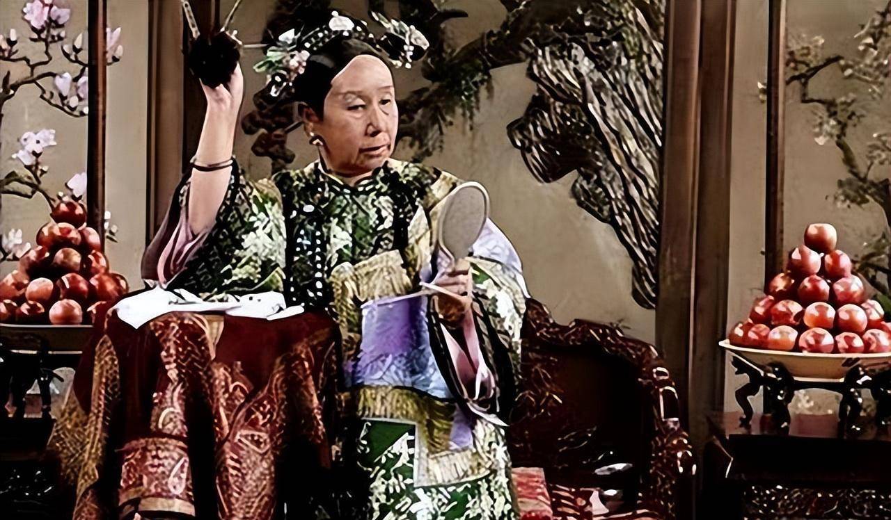 李莲英照片被曝光:面露阴狠,满脸脓包,为何却独受慈禧宠爱?