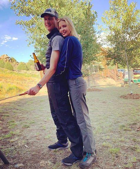 穿绿裙重现魔鬼腰,1米9老公好帅_库什纳_裙子_身高