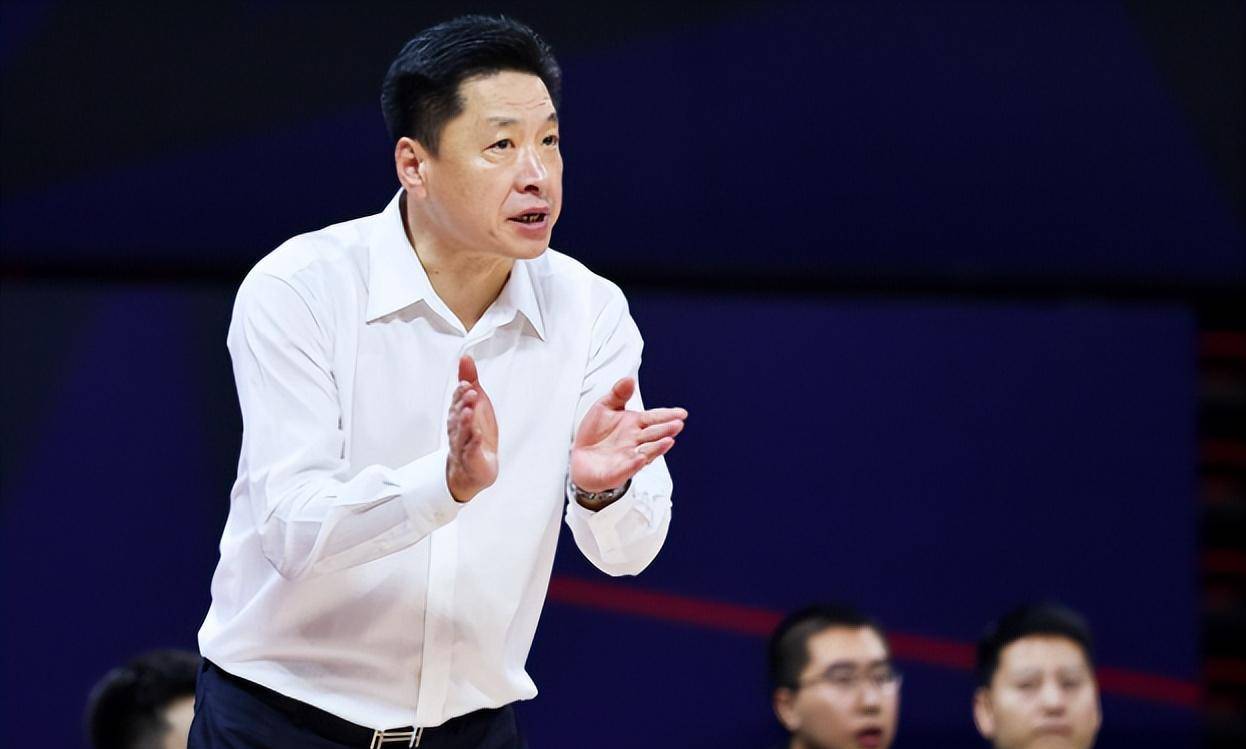 李春江高压之下经常口吐芬芳,一些球员也开始表达不满