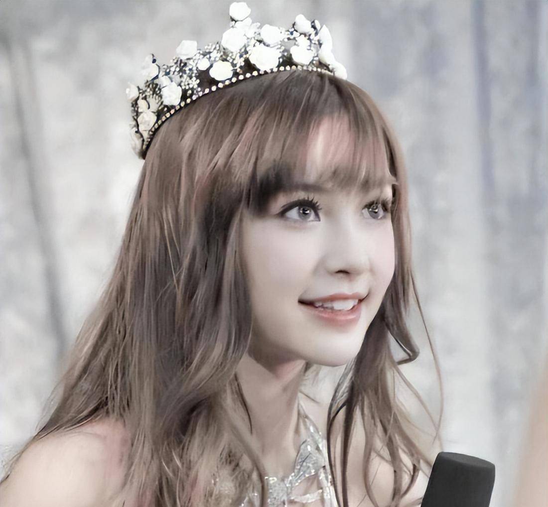 重整形象后的杨颖,美的就像个芭比娃娃.