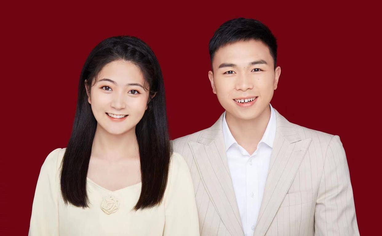 徐灿通过朋友圈写到:"人生中已达成的两个心愿:一是拿到世界冠军,二是