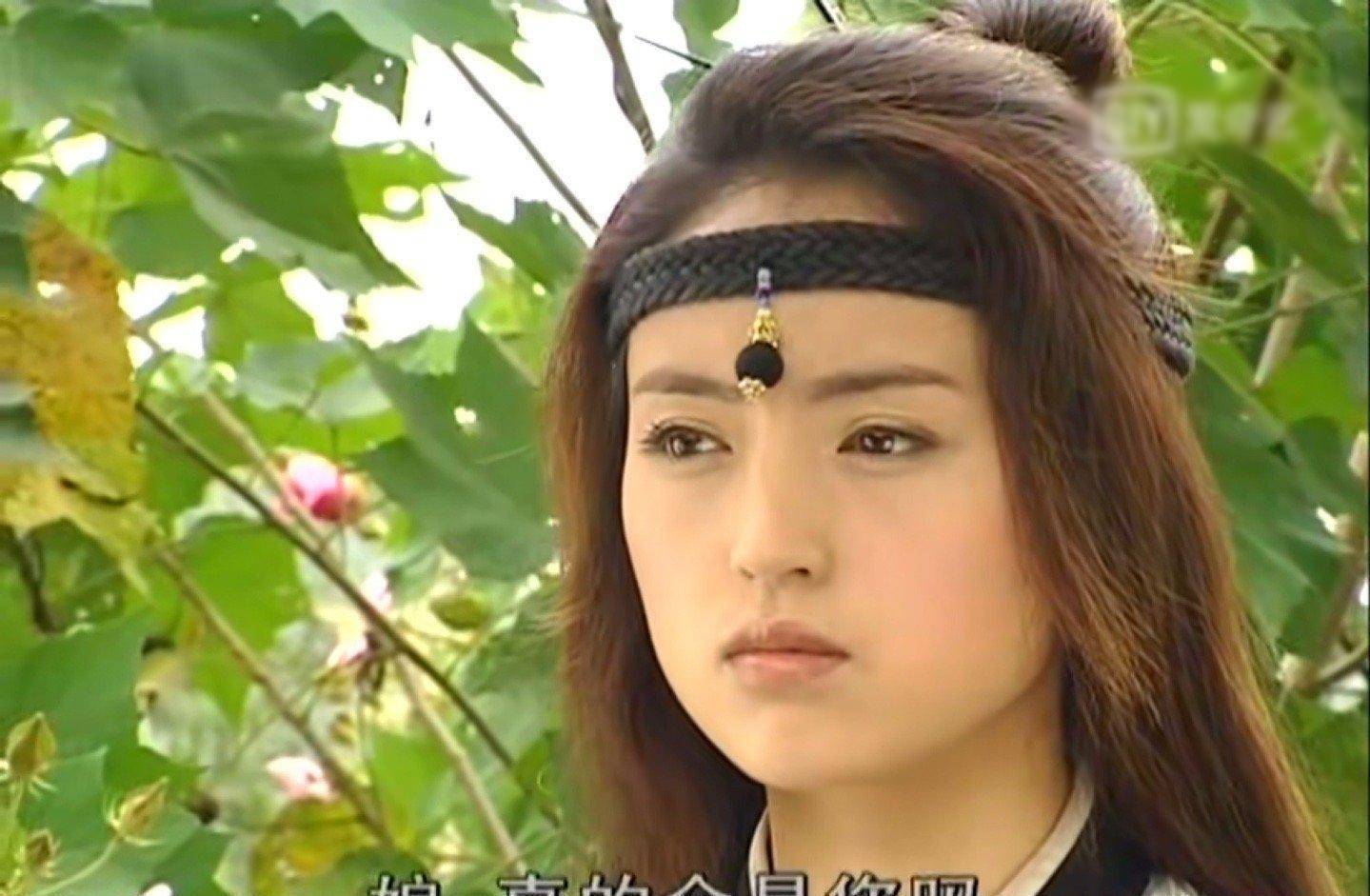 至今都对她选了泡面头鬼见愁,没有和欧阳明月在一起耿耿于怀.