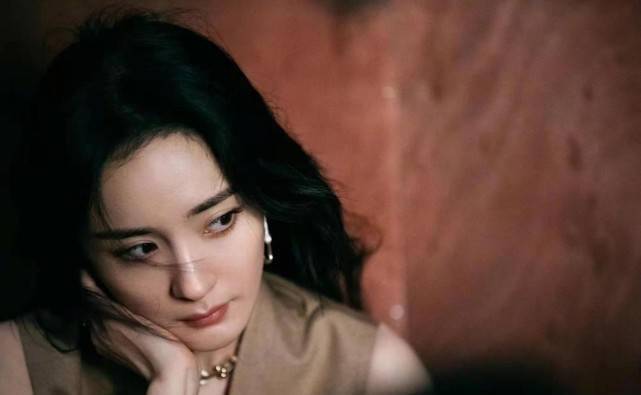 新大片化浓妆"换脸"超霸气,当上副会长超牛_造型_风格_效果