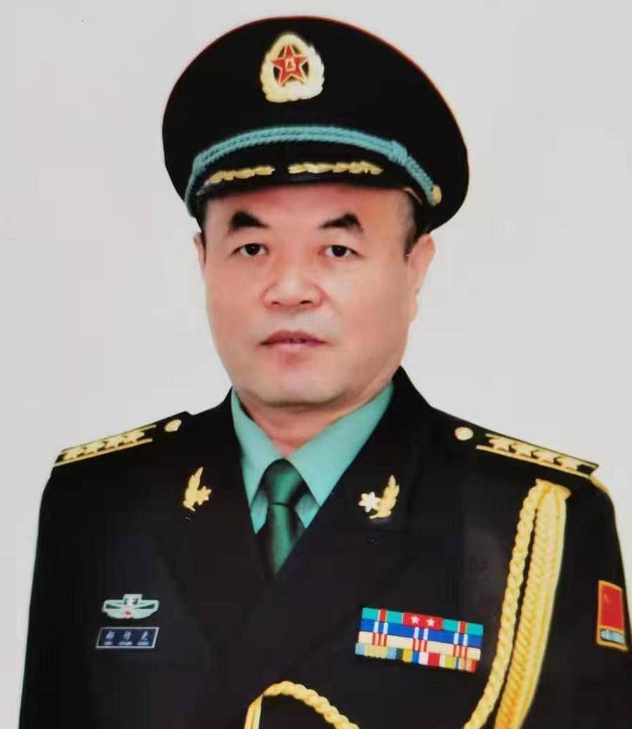 "搏杀以凤凰涅盘"-济南军区乒乓球队散记_中国乒乓球队_刘海生_比赛