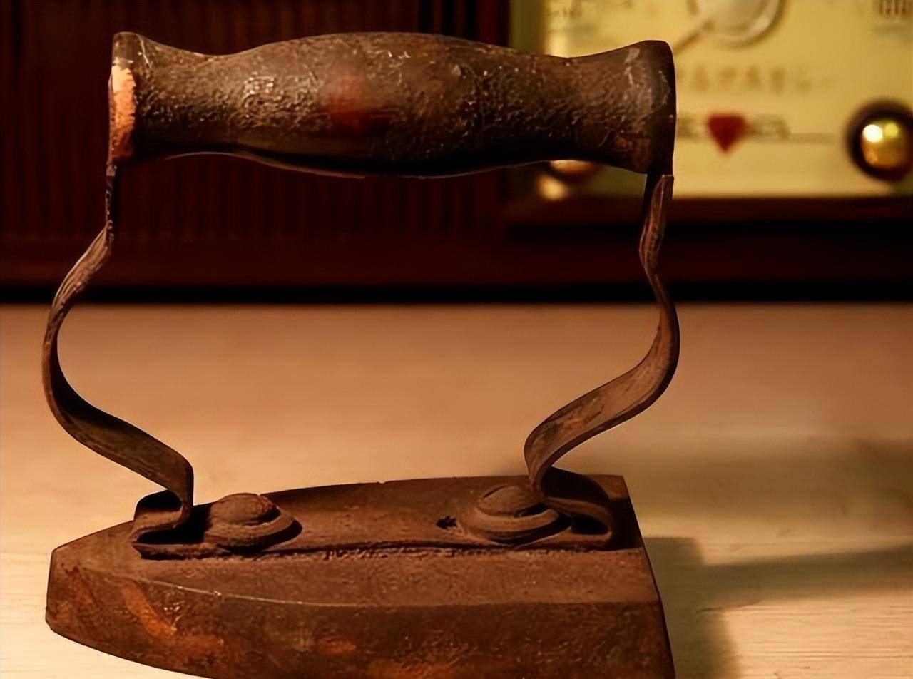 80年代12种流行老物件,认识4种算你厉害,现在少见了,成了古董_农村