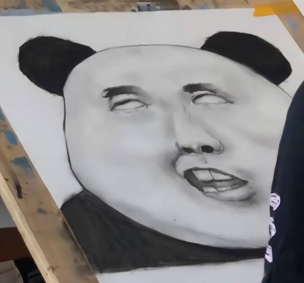 当美术生画到一半懒得画了,画风"过于抽象",老师:真是服了_考试_作品