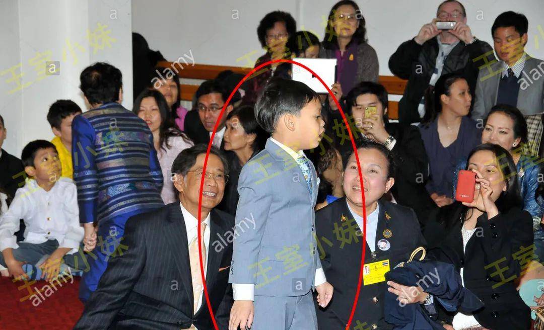 提帮功单独出公务显傲慢,被泰王惯坏的孩子,性格缺