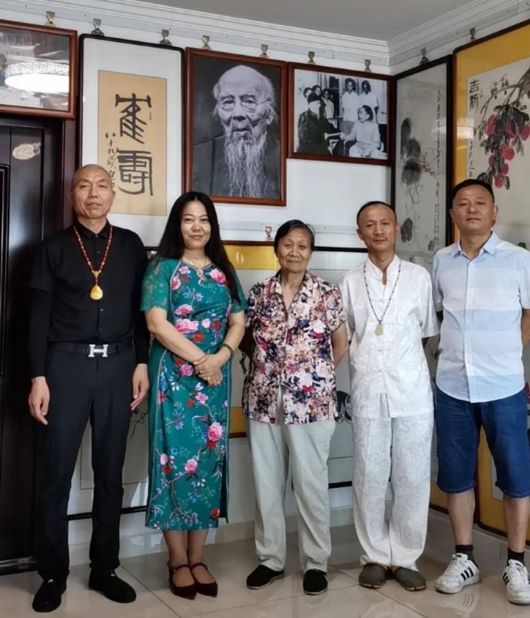 齐派传承顺序,齐白石,齐良琨,齐丽霞,武天庆,齐氏四绝嫡传_王育林