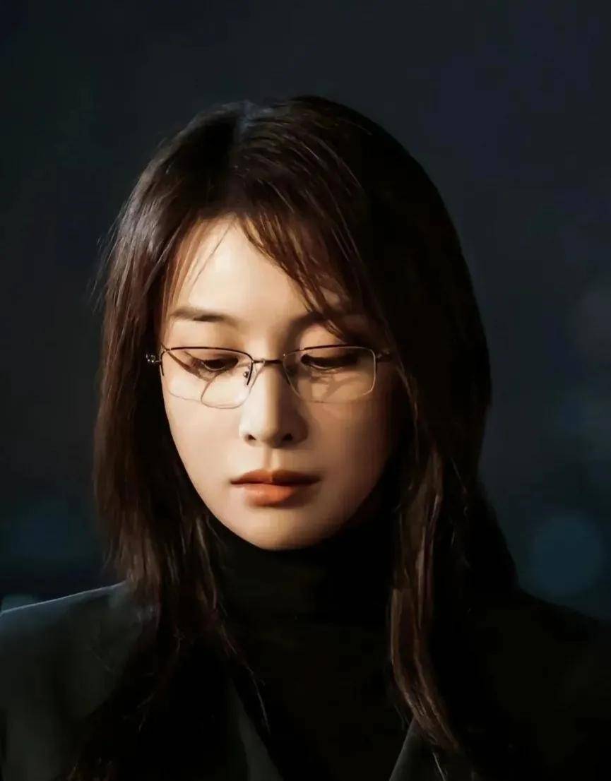 她认为最近热播的电视剧《狂飙》带火了江门,江门要锚定信心,趁势而上