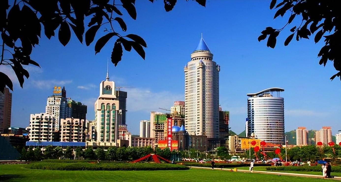 贵州贵阳市南明区值得游玩的旅游景点有哪些?自驾游有什么攻略?_甲秀