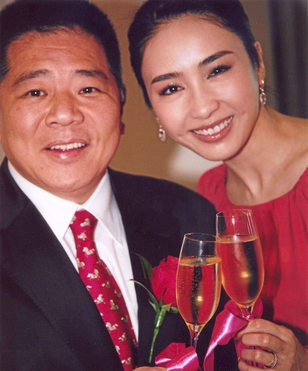 黎姿带67岁富商老公上节目,自曝因这两大原因,才决心嫁给他_丈夫_朋友