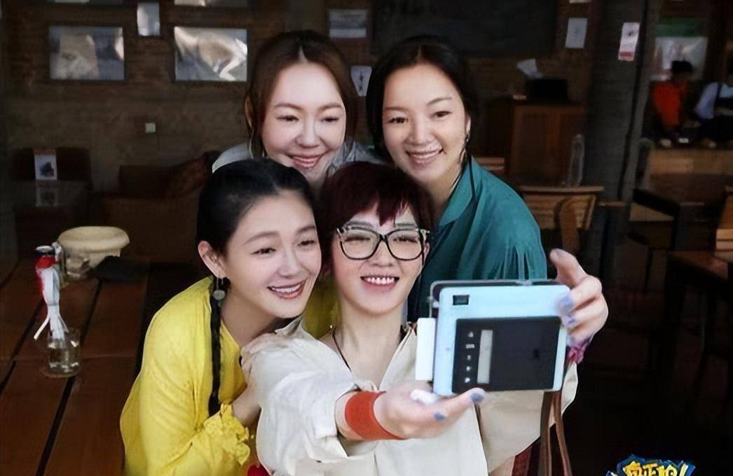 大s说:真的到了给阿雅上一课的时候了,大s和阿雅中年之后露出真面目!