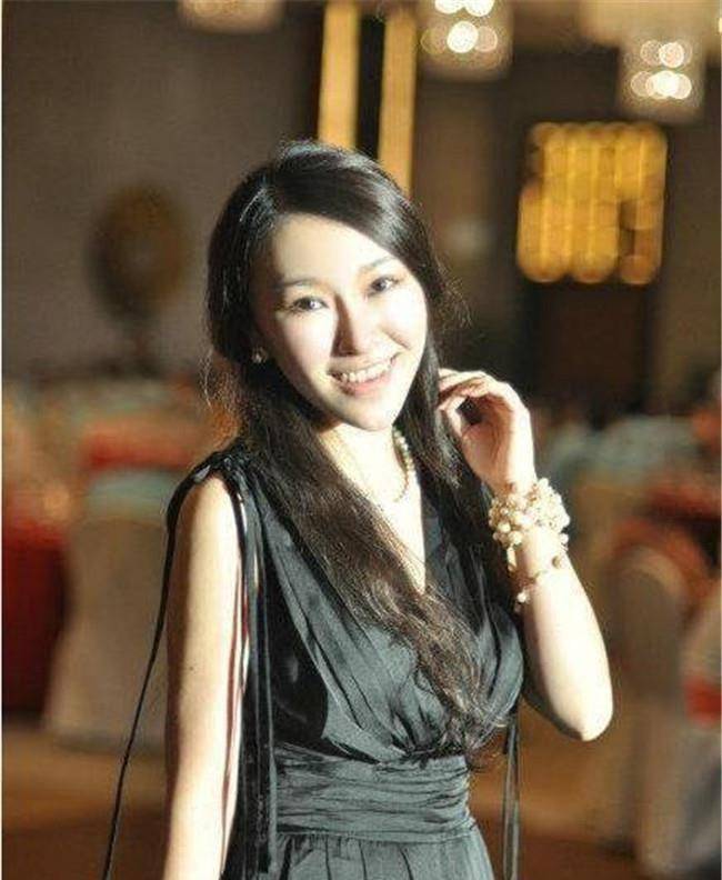 8年过去,《非诚勿扰》"最美女嘉宾"骆琦,如今她生活得怎样?