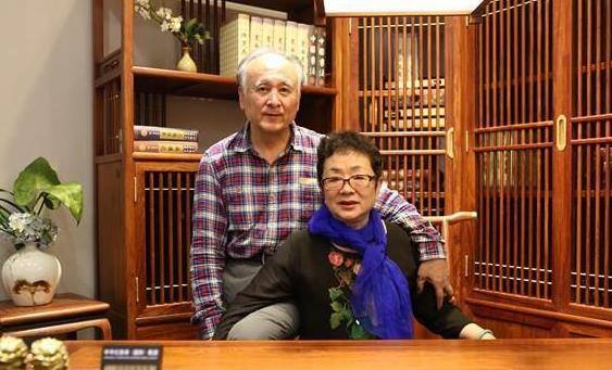 歌唱家王洁实:我这辈子最正确的决定,就是娶了一个平凡的妻子_王晓红