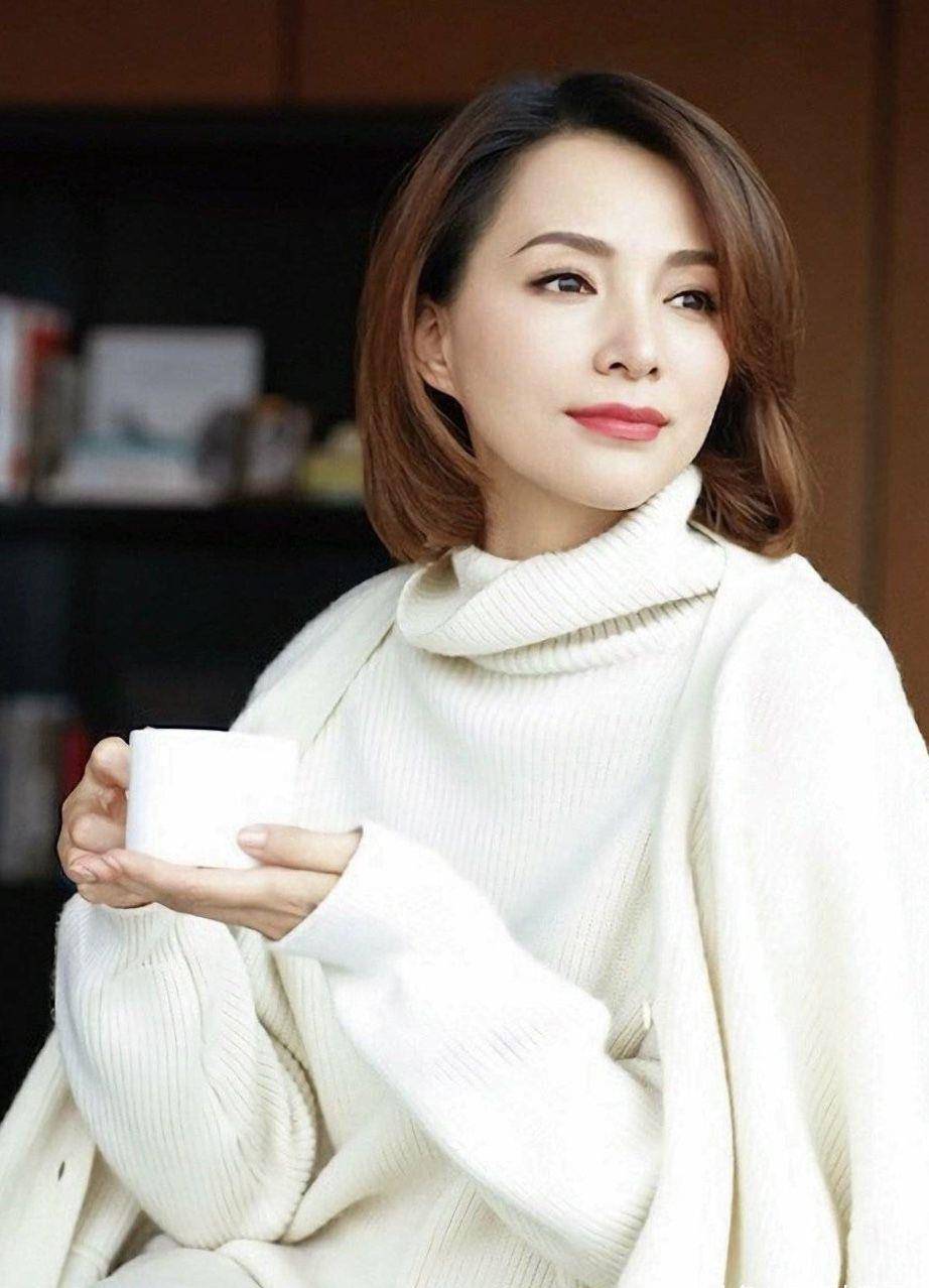 无论如何,董卿回归朗读者是个好消息,你期待吗?返回搜狐,查看更多