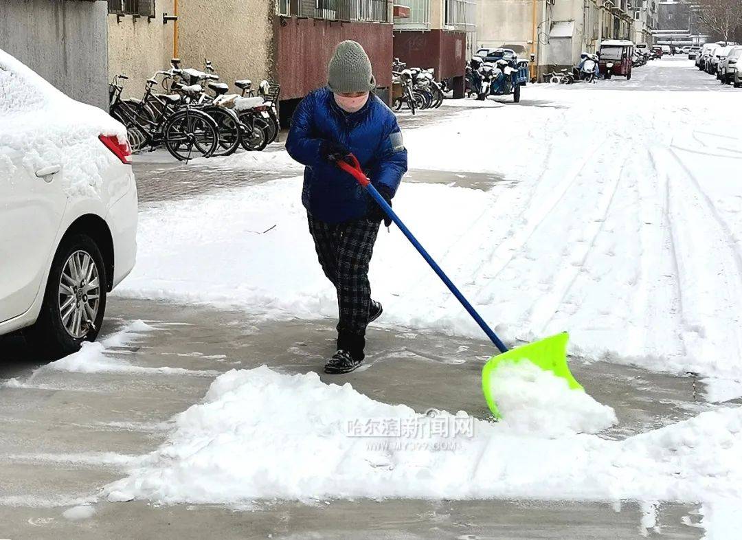 雪不断下！清冰雪大军连夜战春雪｜省内27条高速封锁