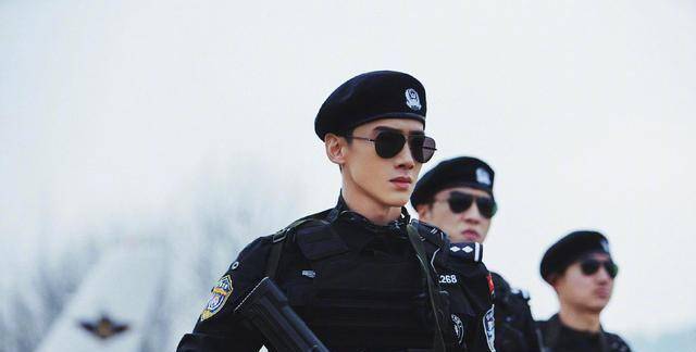 正式告别《你是我的城池营垒》♀_邢克垒_米卡_束文波