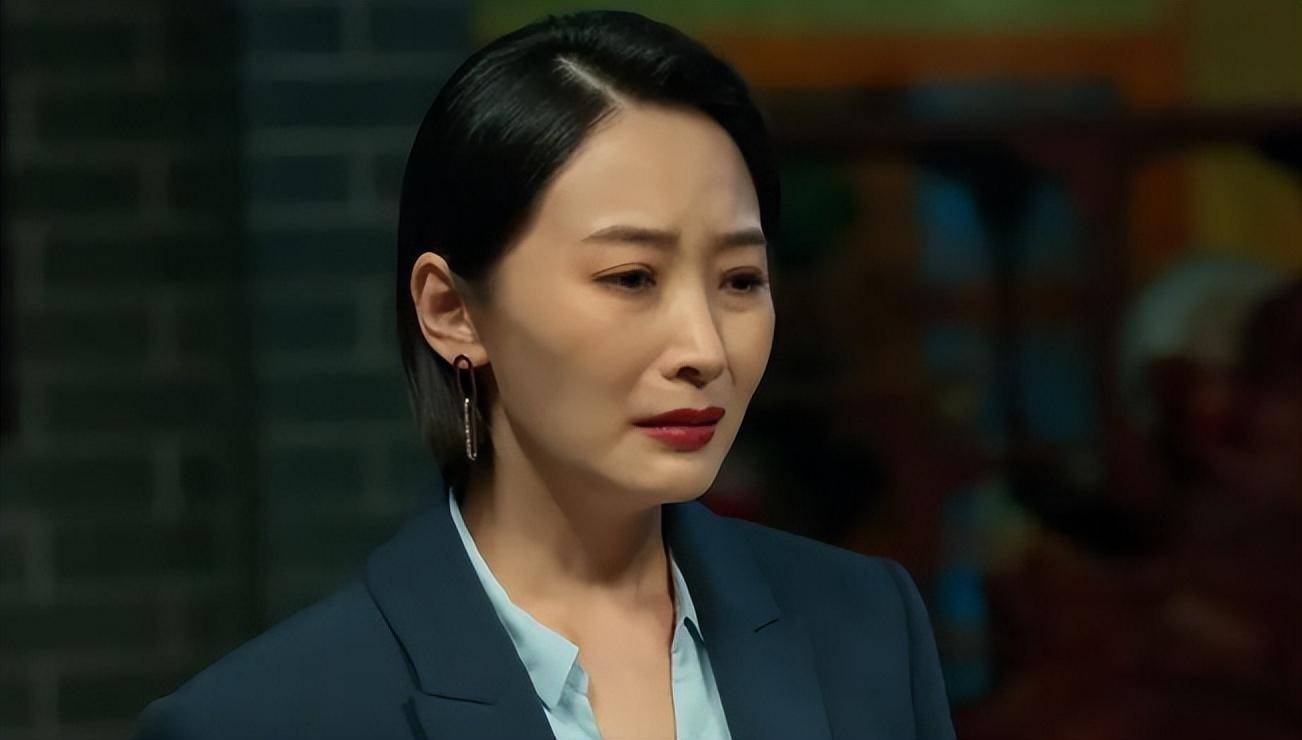 女星曲栅栅:嫁给海波不后悔,男主内女主外,她成全家