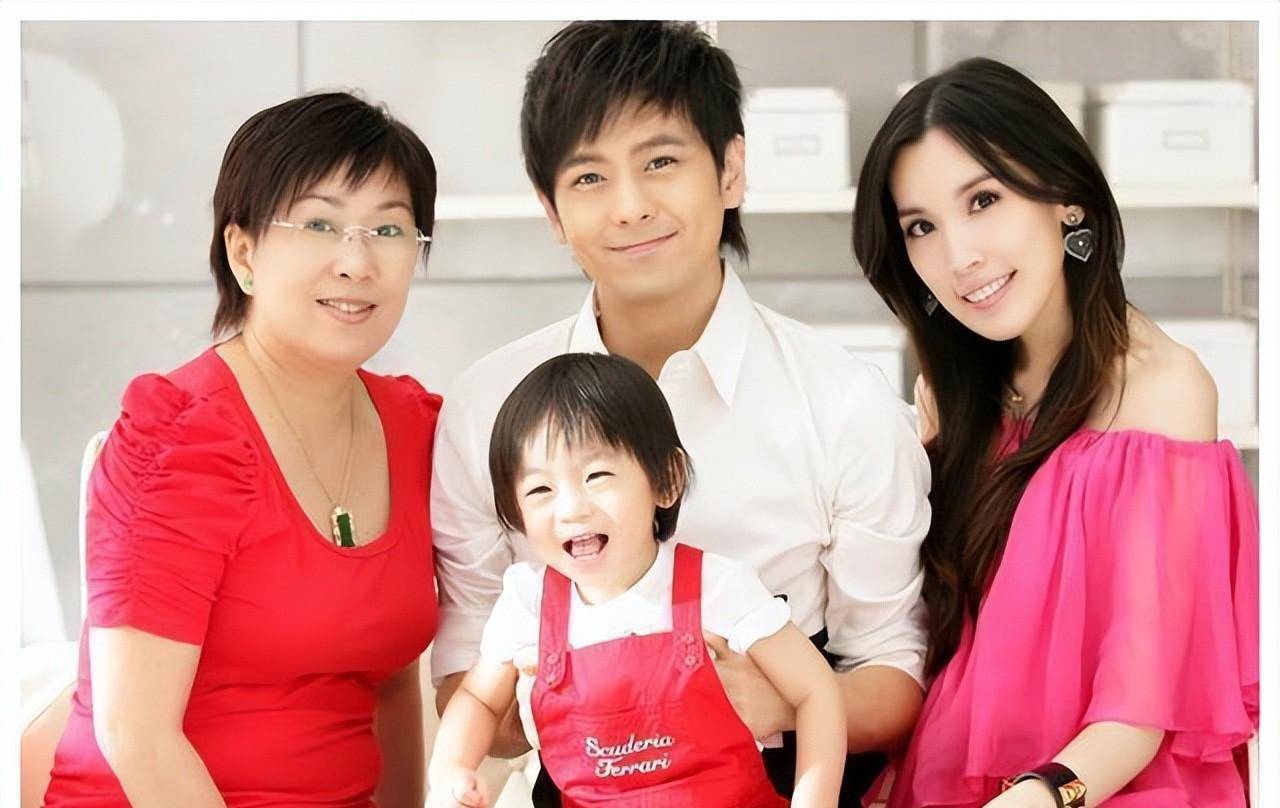 林志颖的儿子小小志,曾经的他连哭泣都是萌到好笑,如今长大了_陈若仪