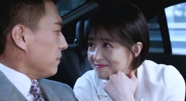 精英律师:蒋欣主动献吻靳东,又索要新婚礼物!_罗槟_林静薇_时候