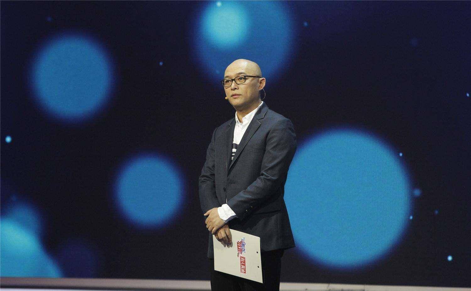 他是《非诚勿扰》最低调男嘉宾,全场24盏灯全灭后,说自己是ceo_娱乐