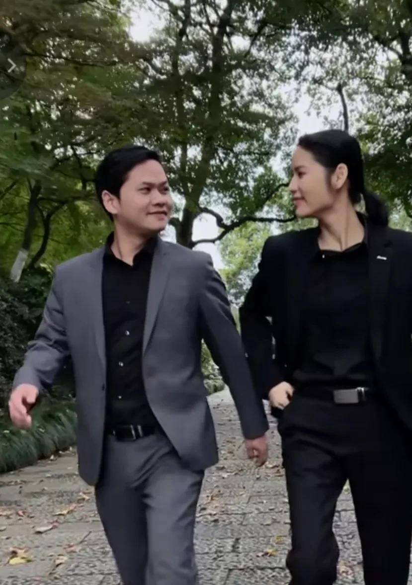 90后广西姑娘模仿老公走红,被称为最酷老婆,其实她是个女神_二姐