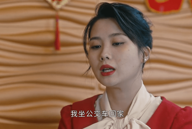 《他是谁》:指纹,碎石块,绷子床,疑似薛家健,卫国