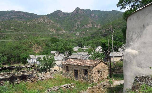 这就是北京的杨家峪古村落.