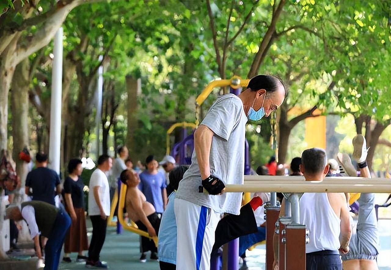 原创            发现甘油三酯高，怎样才能降下来？支招：这3个方法，比较靠谱