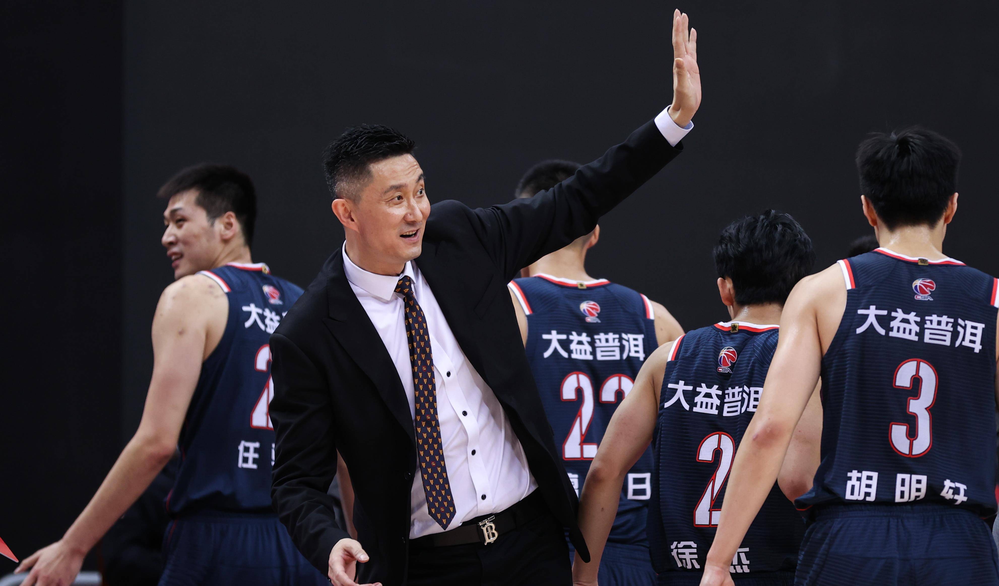 目前广东队除外援,国内球员的得分能力几乎没有稳定点.