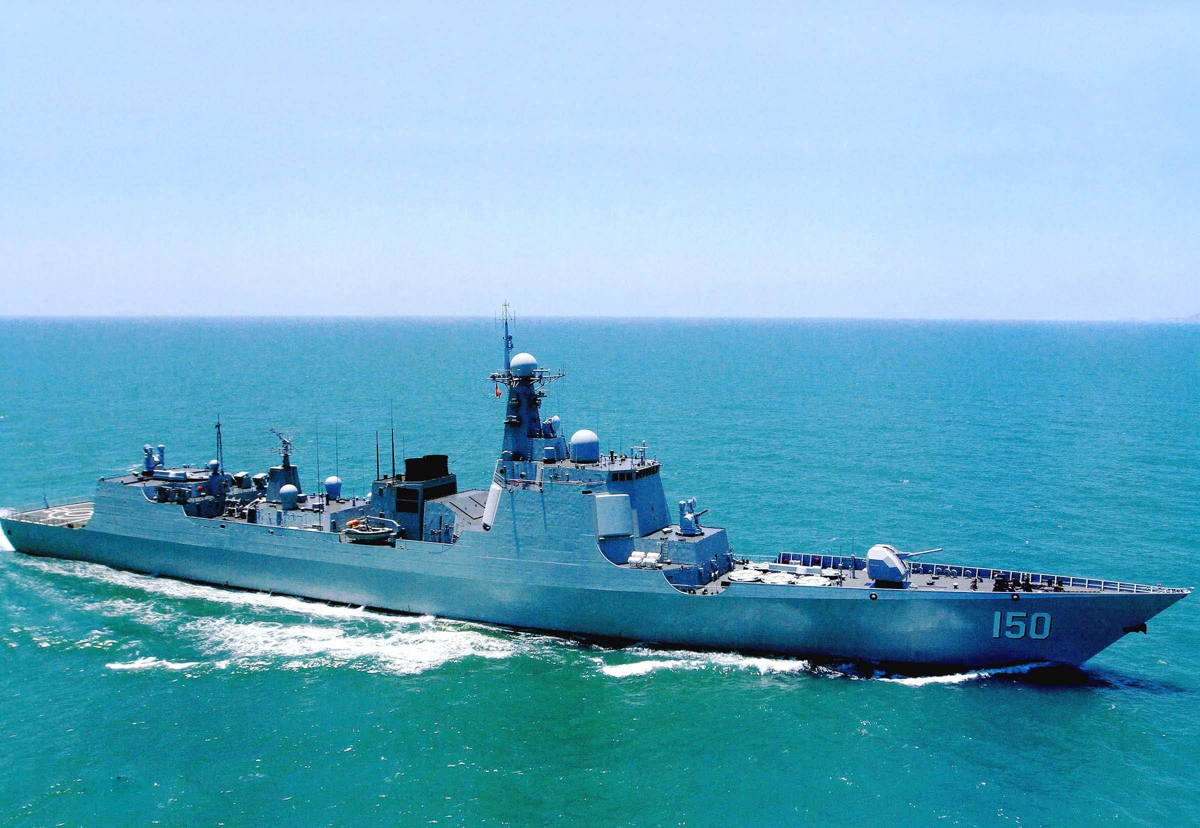 长春号驱逐舰这又是一个挑战,因为在航空母舰上,她只负责一个部门的