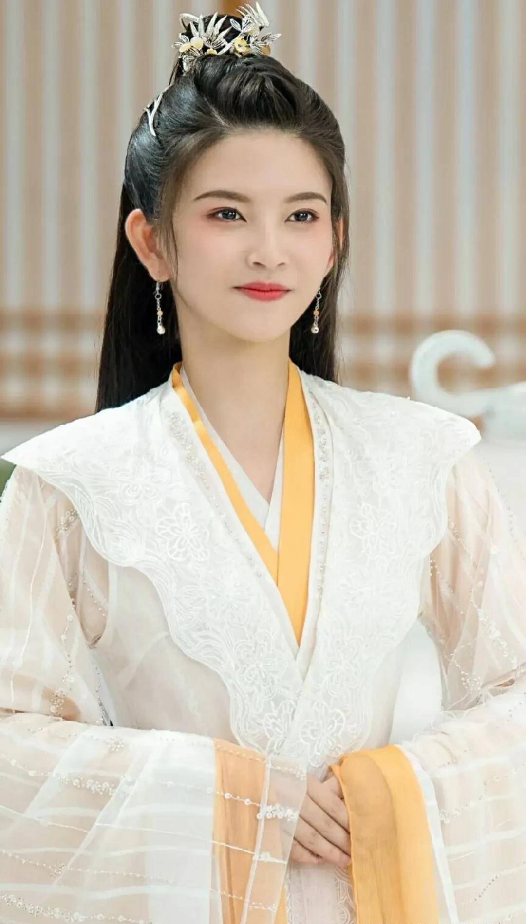 盘点国内女明星的古装白衣造型—一袭白裙 清丽脱俗 倾国倾城_整理_篇